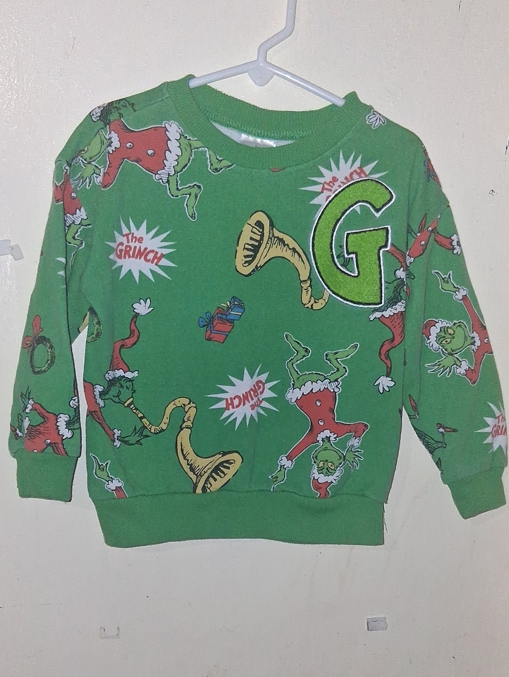 Green Grinch Graphic Kids Sweatshirt Size 4